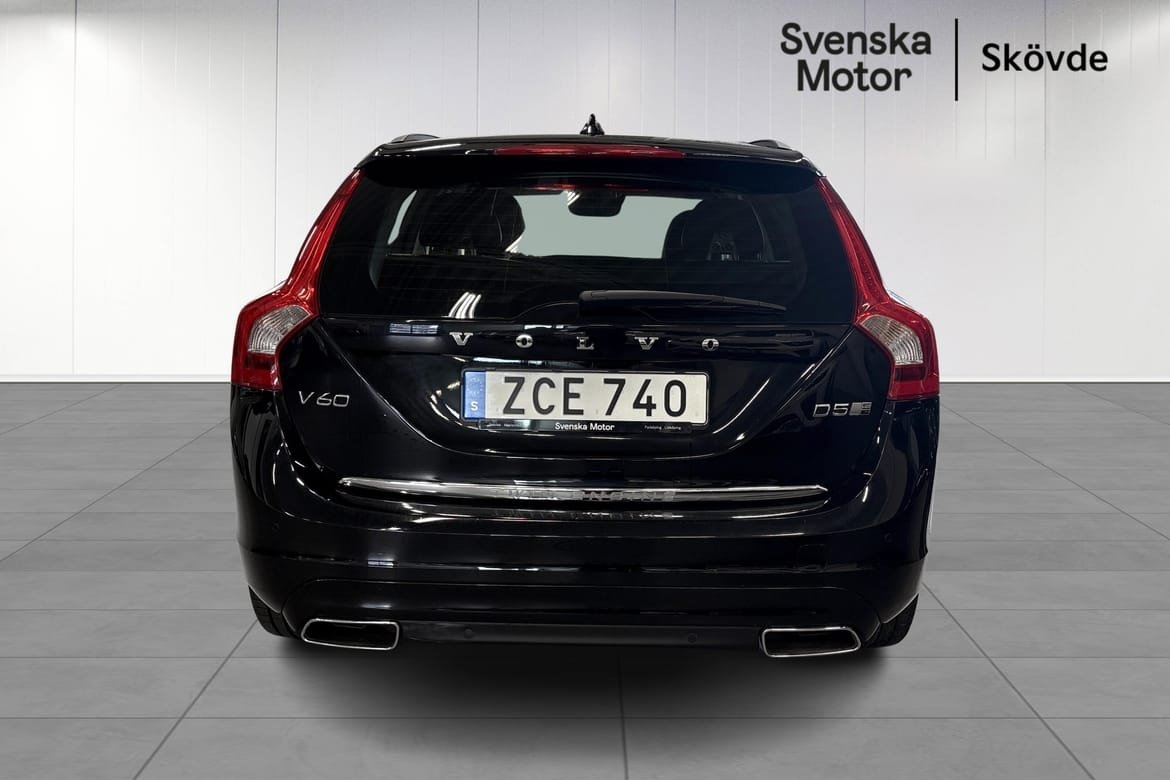 Volvo V60 D5 Twin Engine AWD 231hk 2018, kuva 4/10