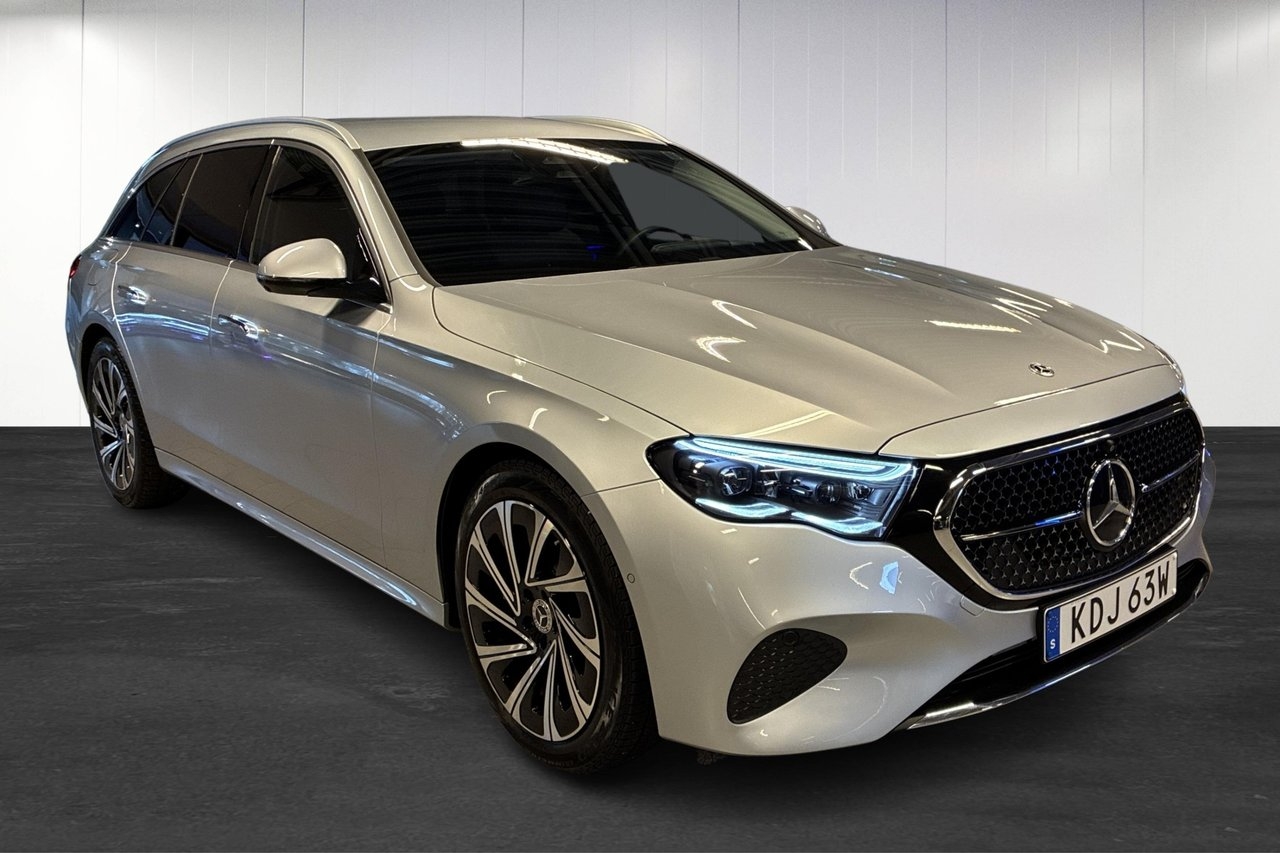 Mercedes-Benz E 300 T e 2024, photo 2/10