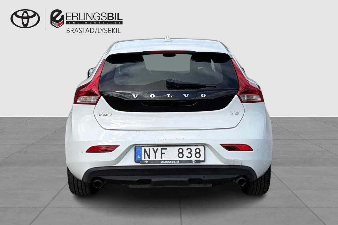 Volvo V40 T3 KINETIC V-HJUL LEDRAMP 2014, bild 4/10