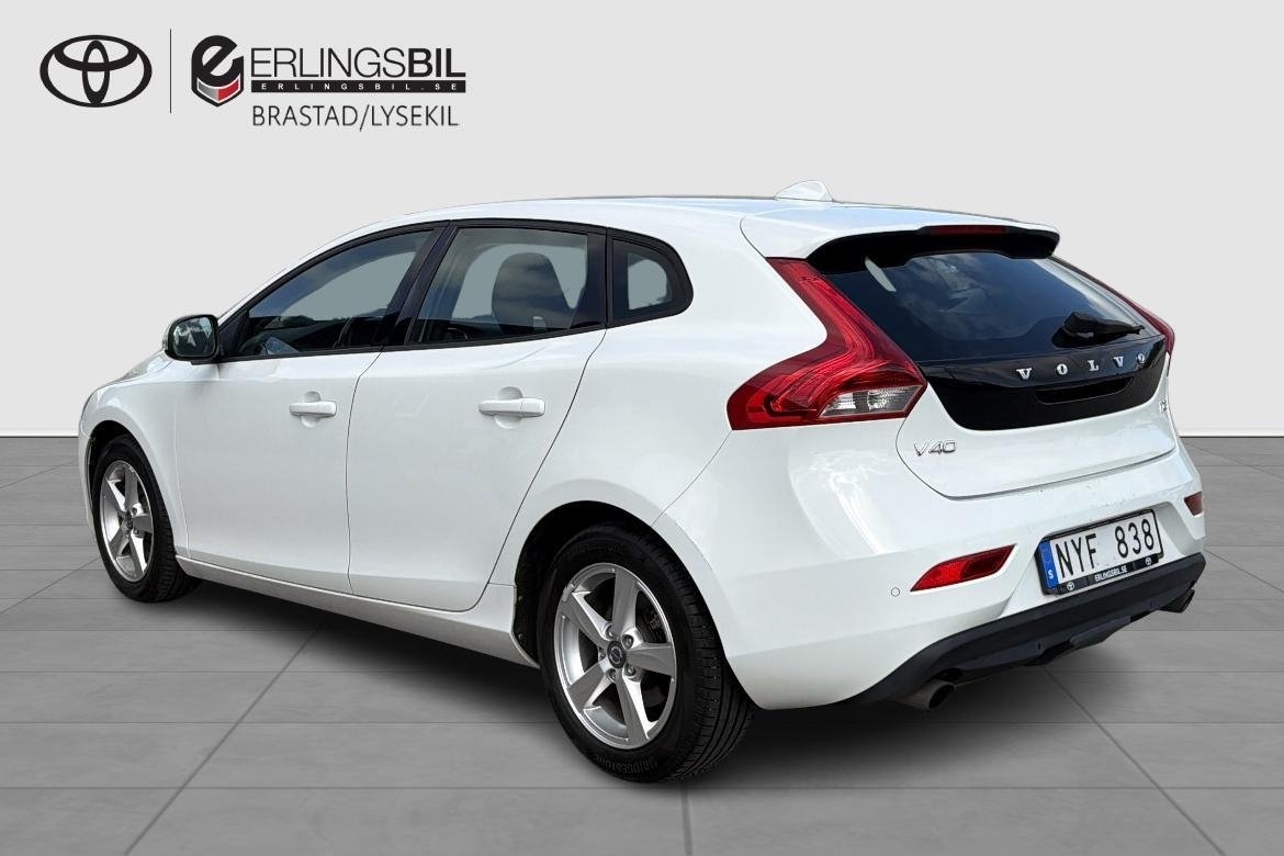 Volvo V40 T3 KINETIC V-HJUL LEDRAMP 2014, bild 2/10