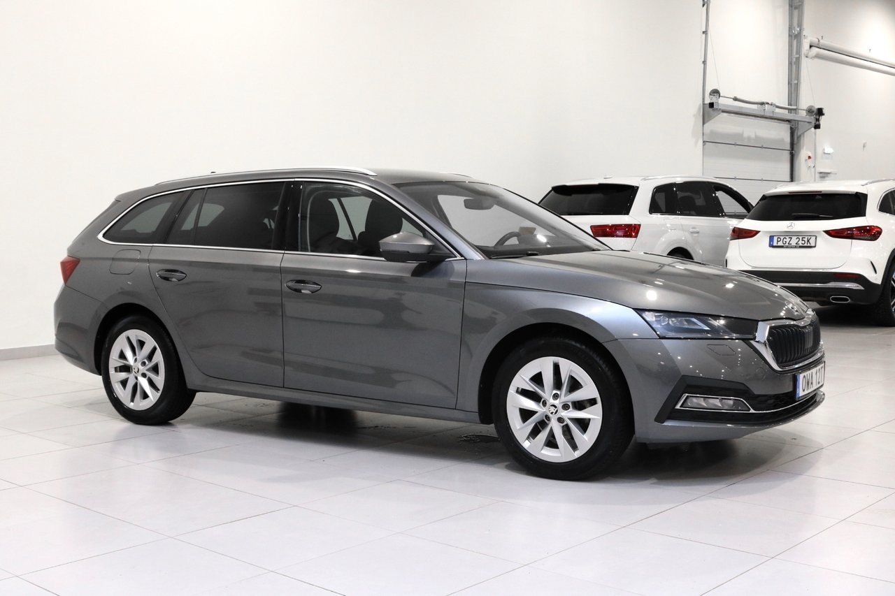 Skoda Octavia 2023, bild 2/10