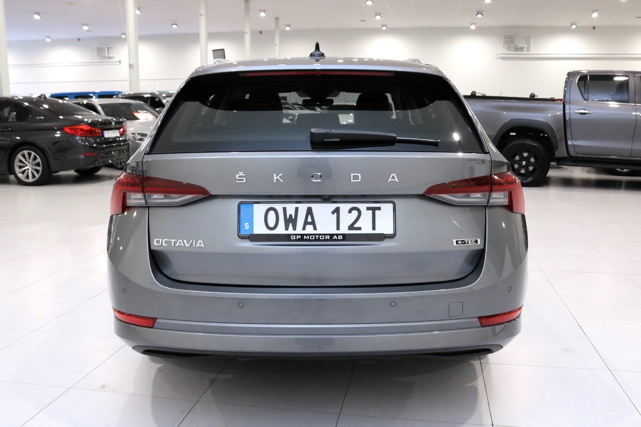 Skoda Octavia 2023, bild 4/10