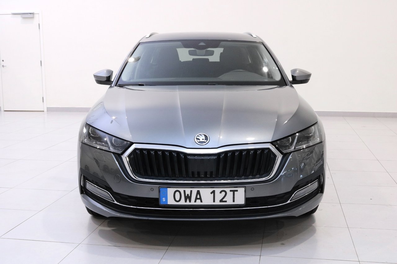 Skoda Octavia 2023, bild 7/10