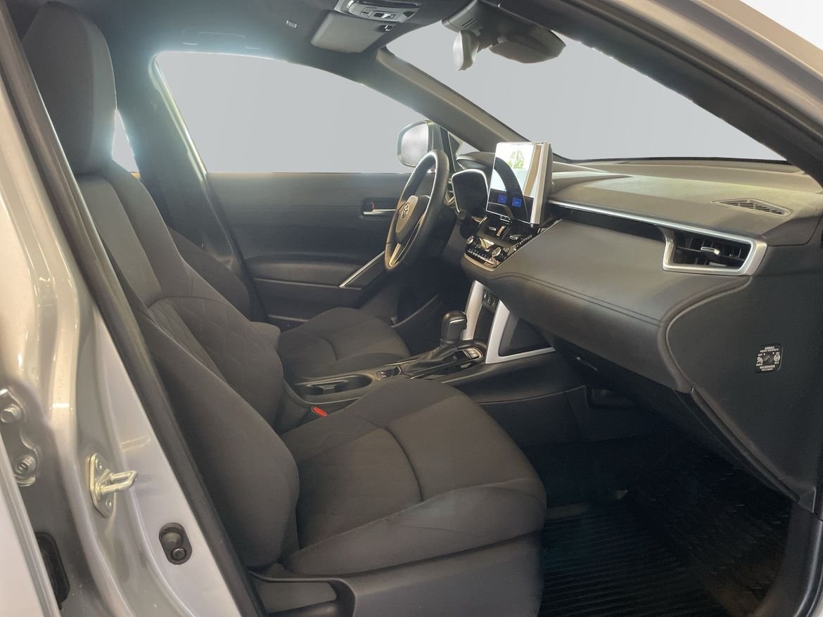 Toyota Corolla Cross 2025, bild 6/10