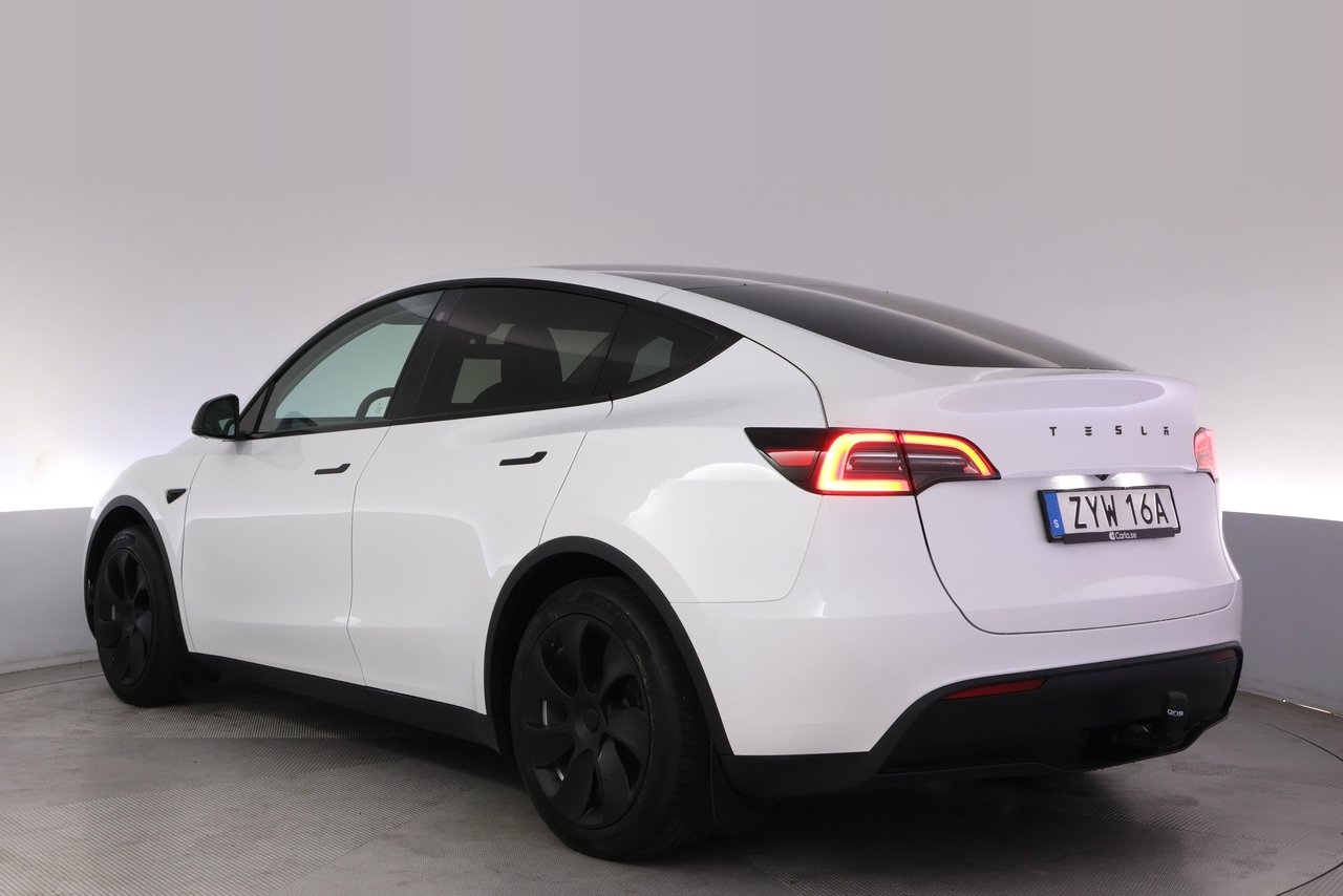 Tesla Model Y 2023, bild 4/10