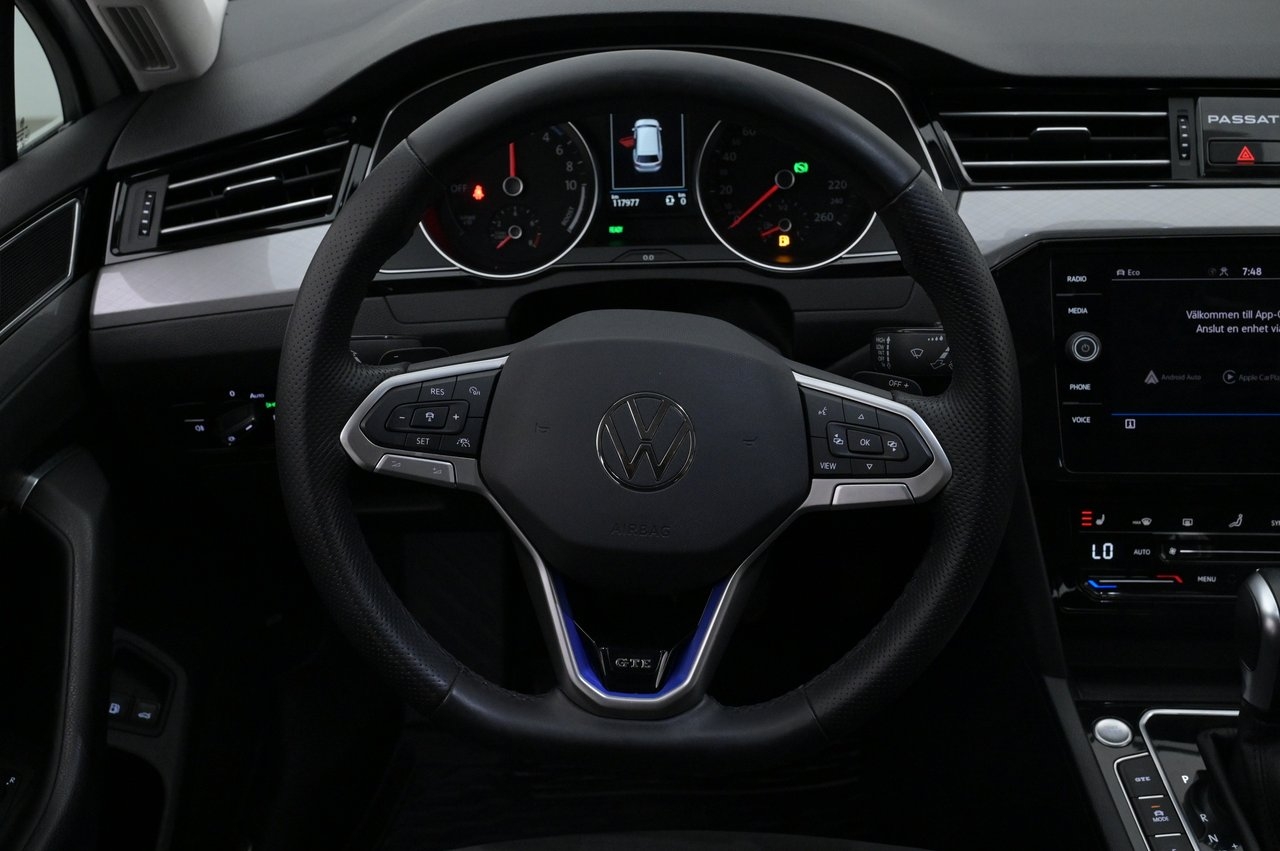 Volkswagen Passat Variant GTE Drag 2021, bild 7/10