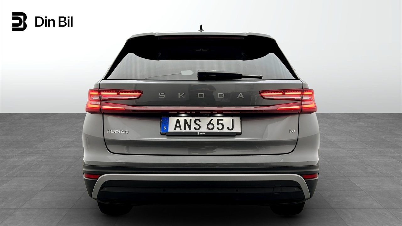 Skoda Kodiaq Selection iV 1,5 TSI DSG 2025, bild 5/10
