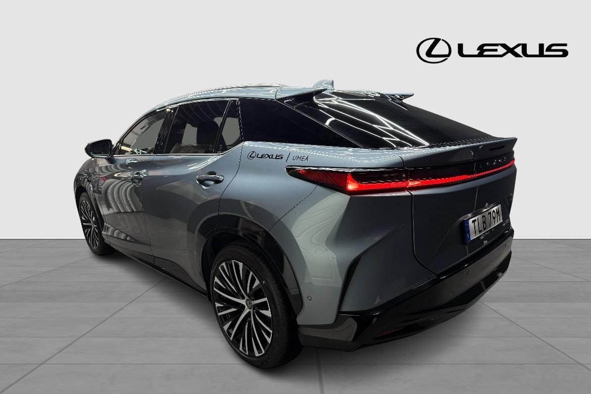 Lexus RZ 300e STBW LUXURY DRAG V-HJUL 2026, kuva 2/10