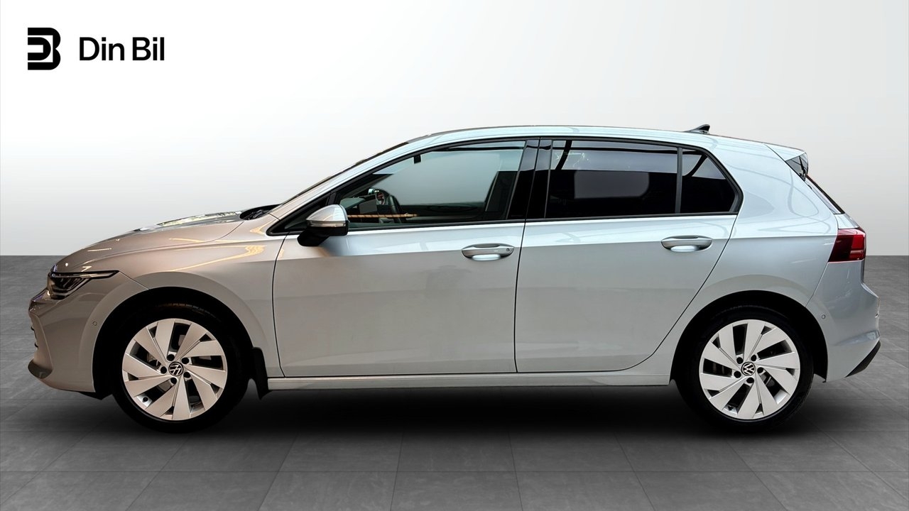 Volkswagen Golf 2026, bild 2/13