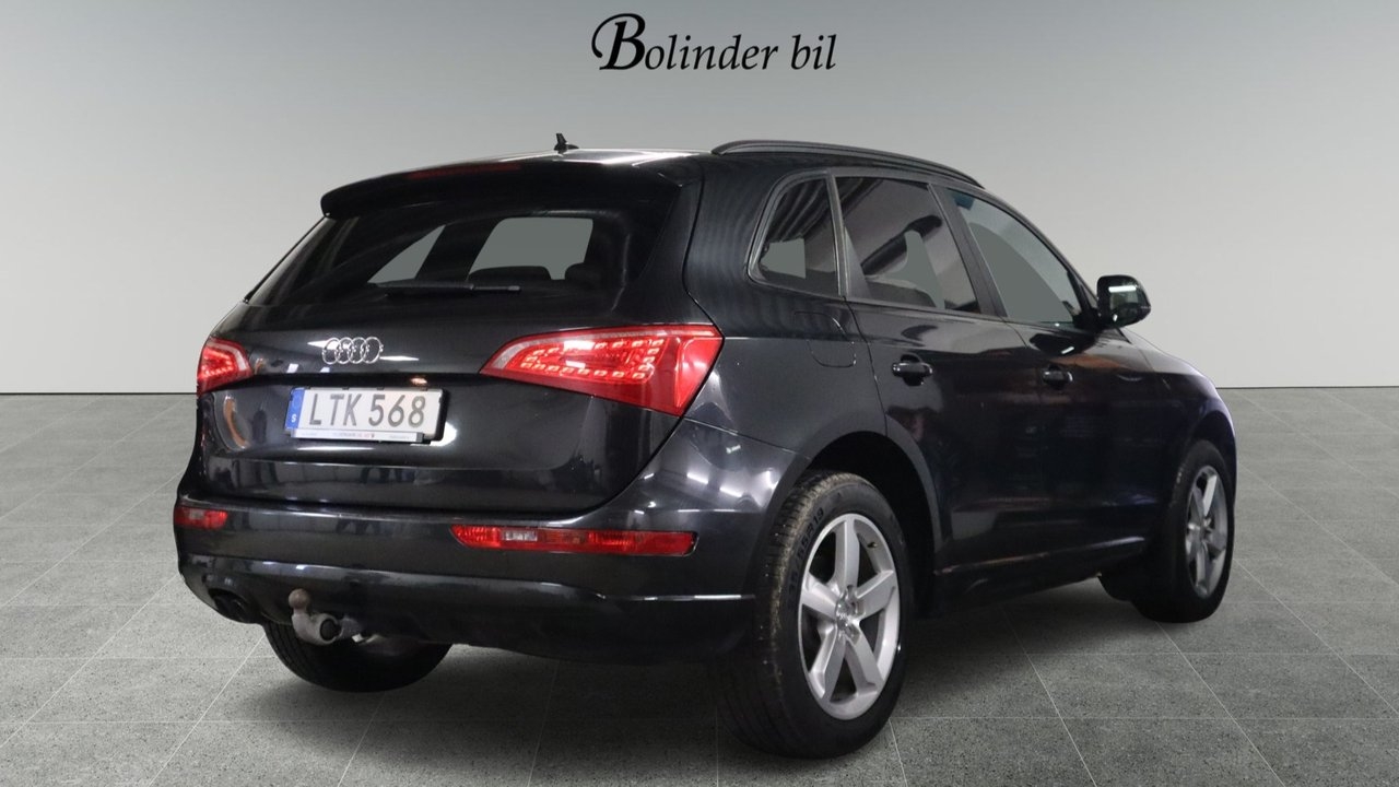 Audi Q5 2.0 TDI quattro S Tronic Design 2012, photo 6/10