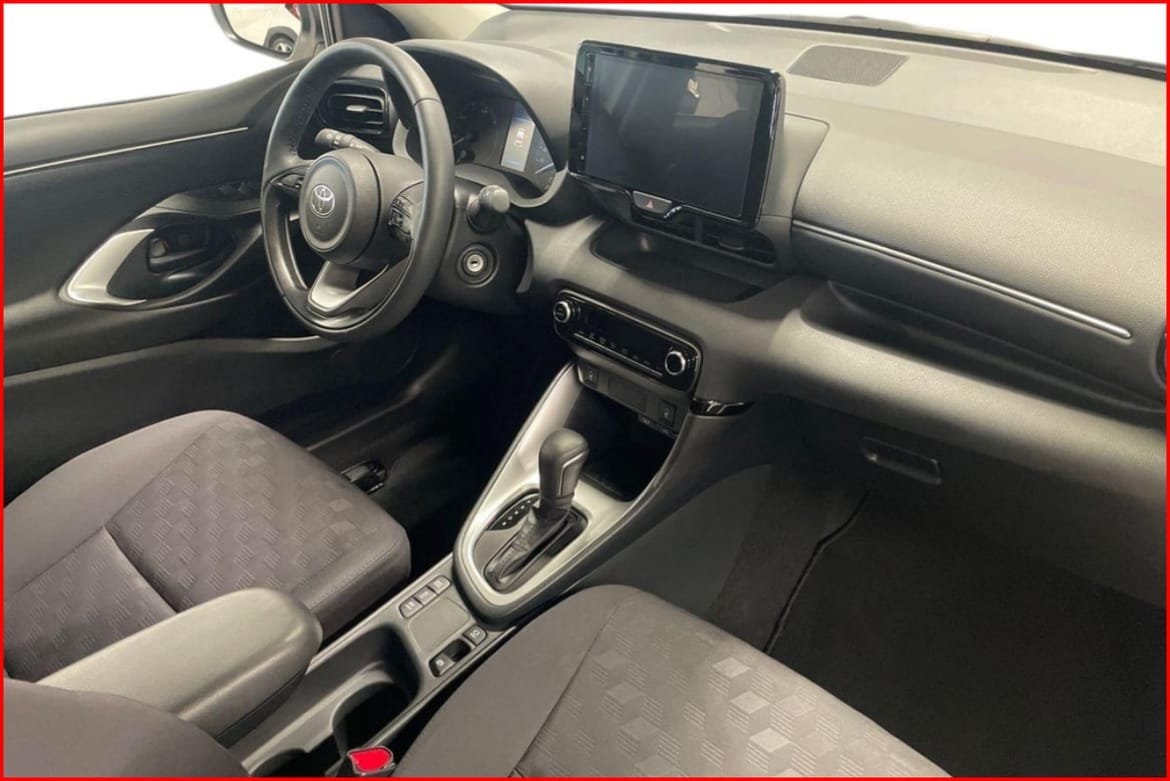 Toyota Yaris Privat 2026, bild 6/8