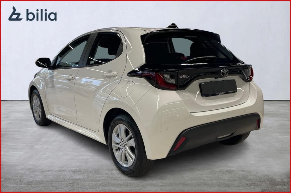 Toyota Yaris Privat 2026, bild 2/8
