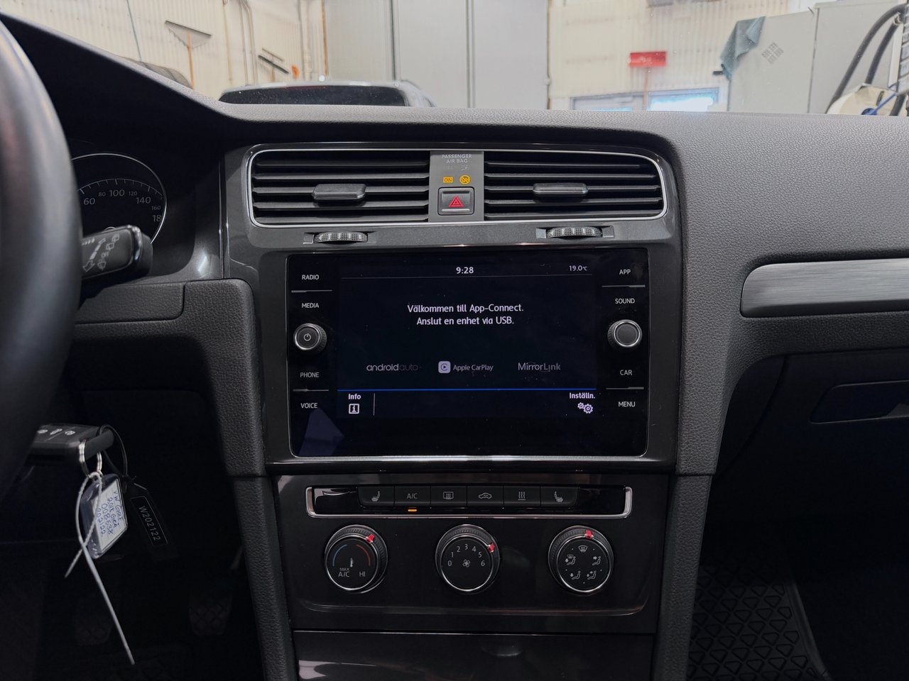 Volkswagen Golf 2018, kuva 5/10