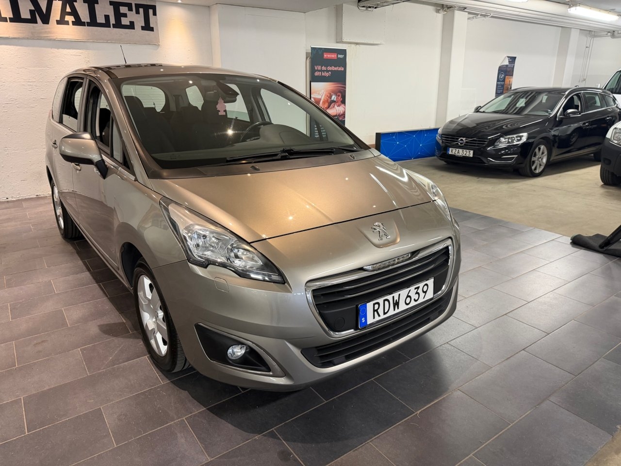 Peugeot 5008 7-Seater 1.2 PureTech 2016, bild 2/10