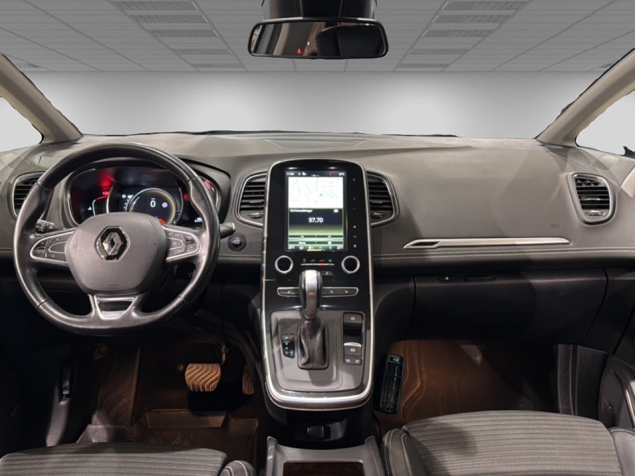 Renault D 2017, photo 7/10