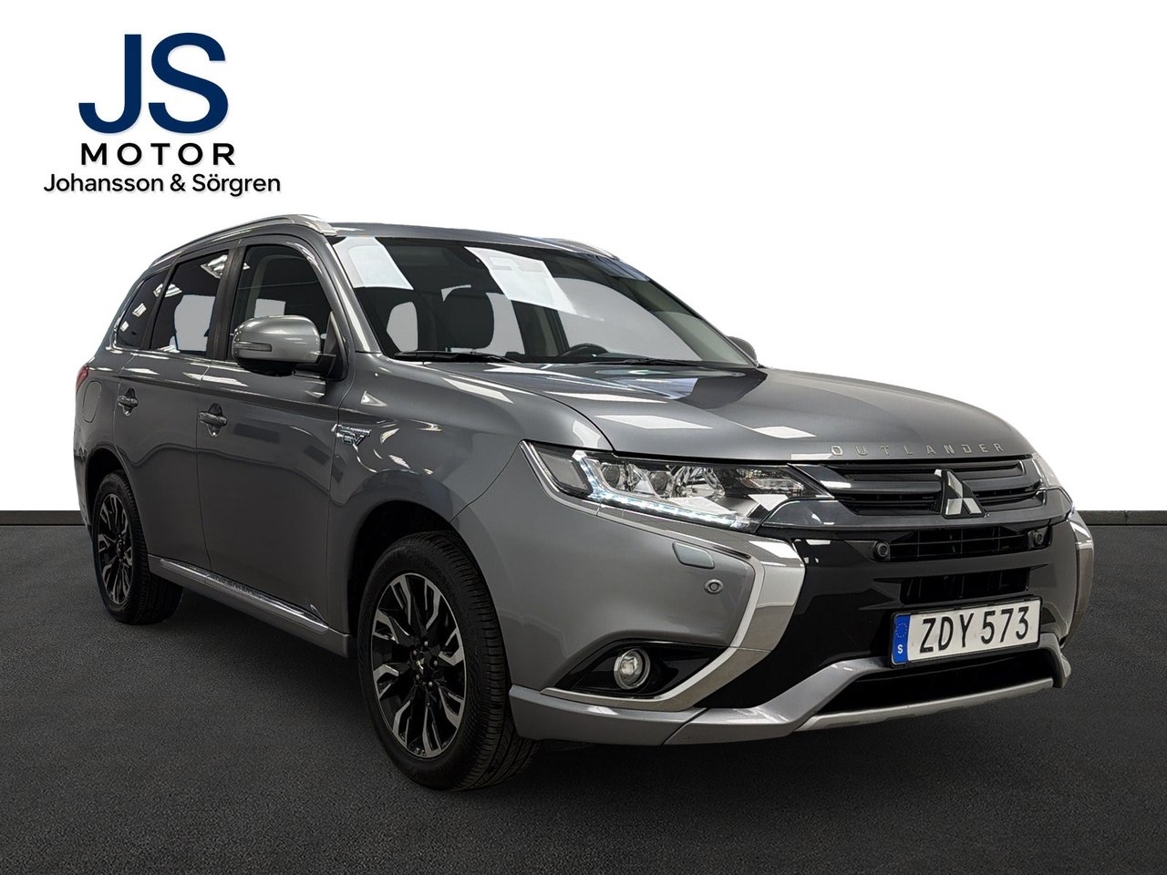Mitsubishi Outlander 2018, bild 2/23