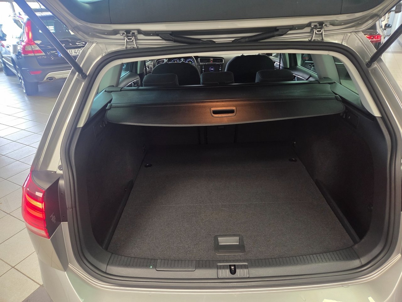 Volkswagen Golf 2020, bild 7/25