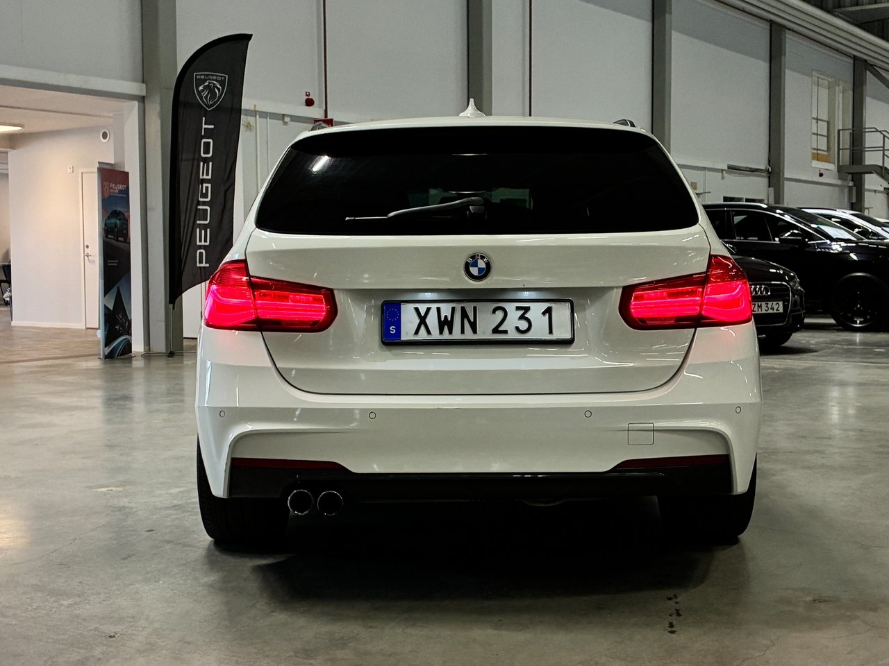 BMW 330 2018, bild 4/10