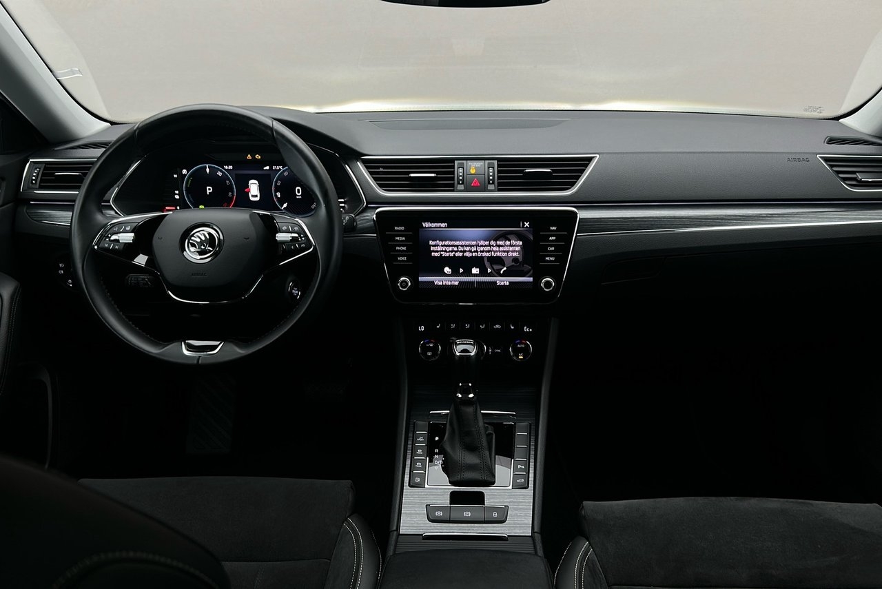 Skoda Superb 2023, kuva 6/28
