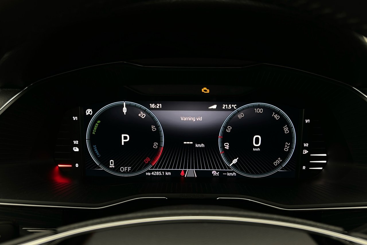Skoda Superb 2023, kuva 7/28