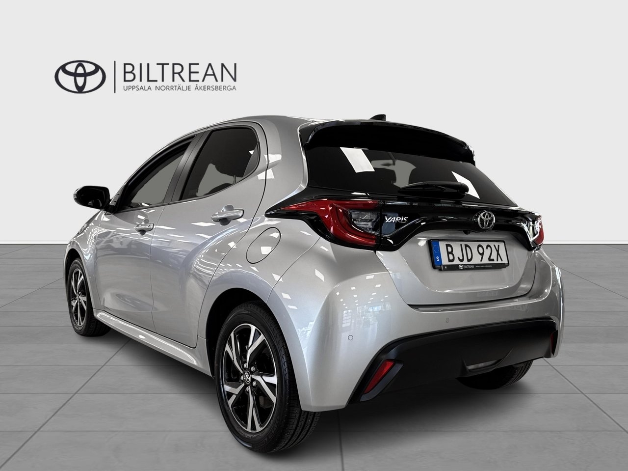 Toyota Yaris 2025, bild 2/10