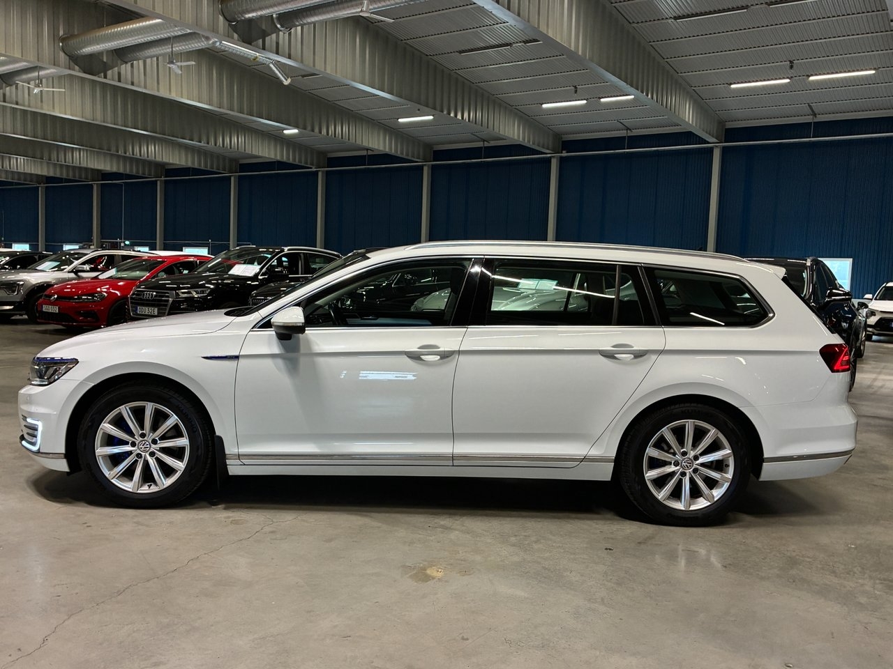 Volkswagen Passat 2018, bild 5/10