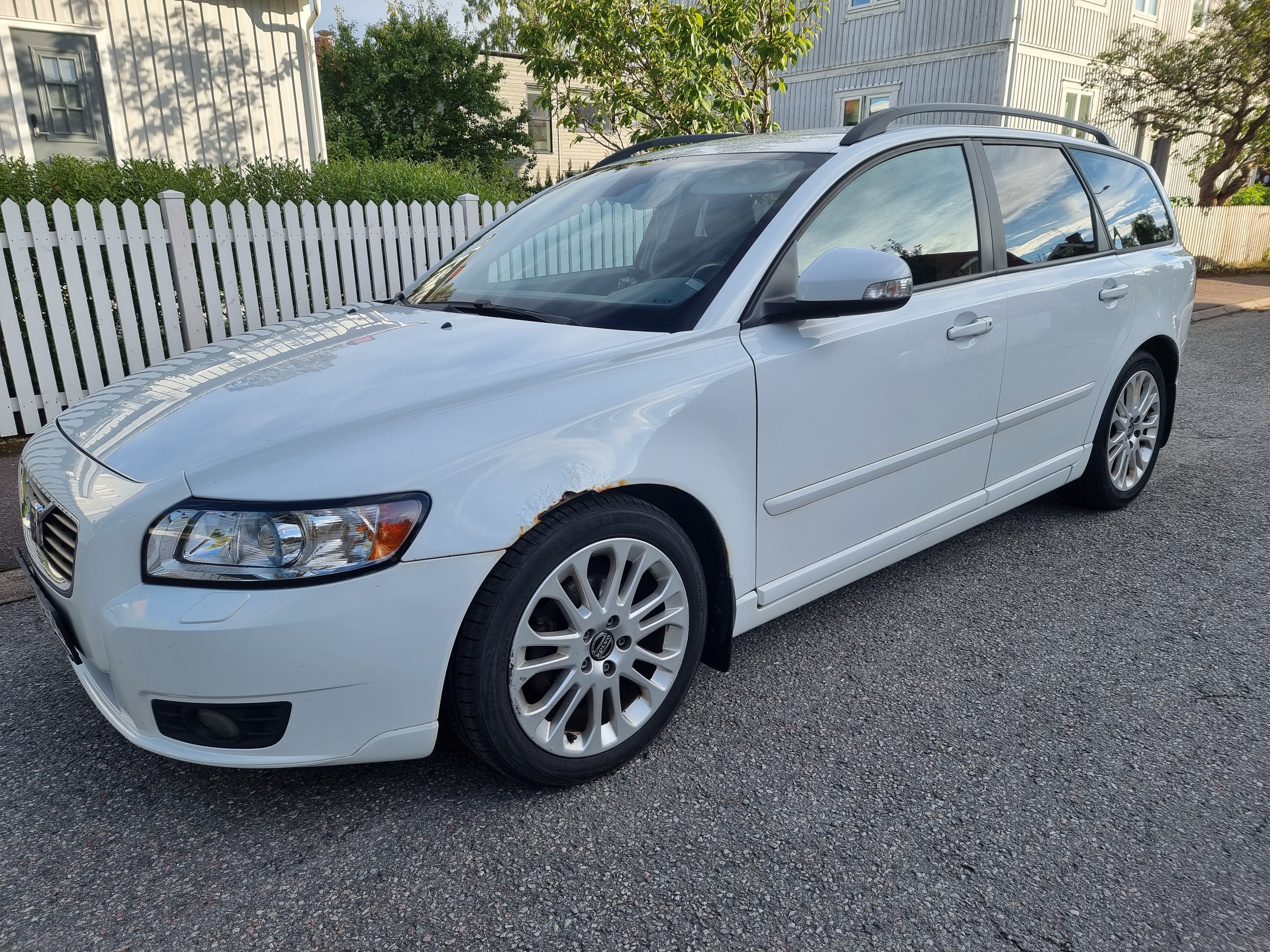 Volvo V50 1.6 D DRIVe Manuell 2010, bild 2/8