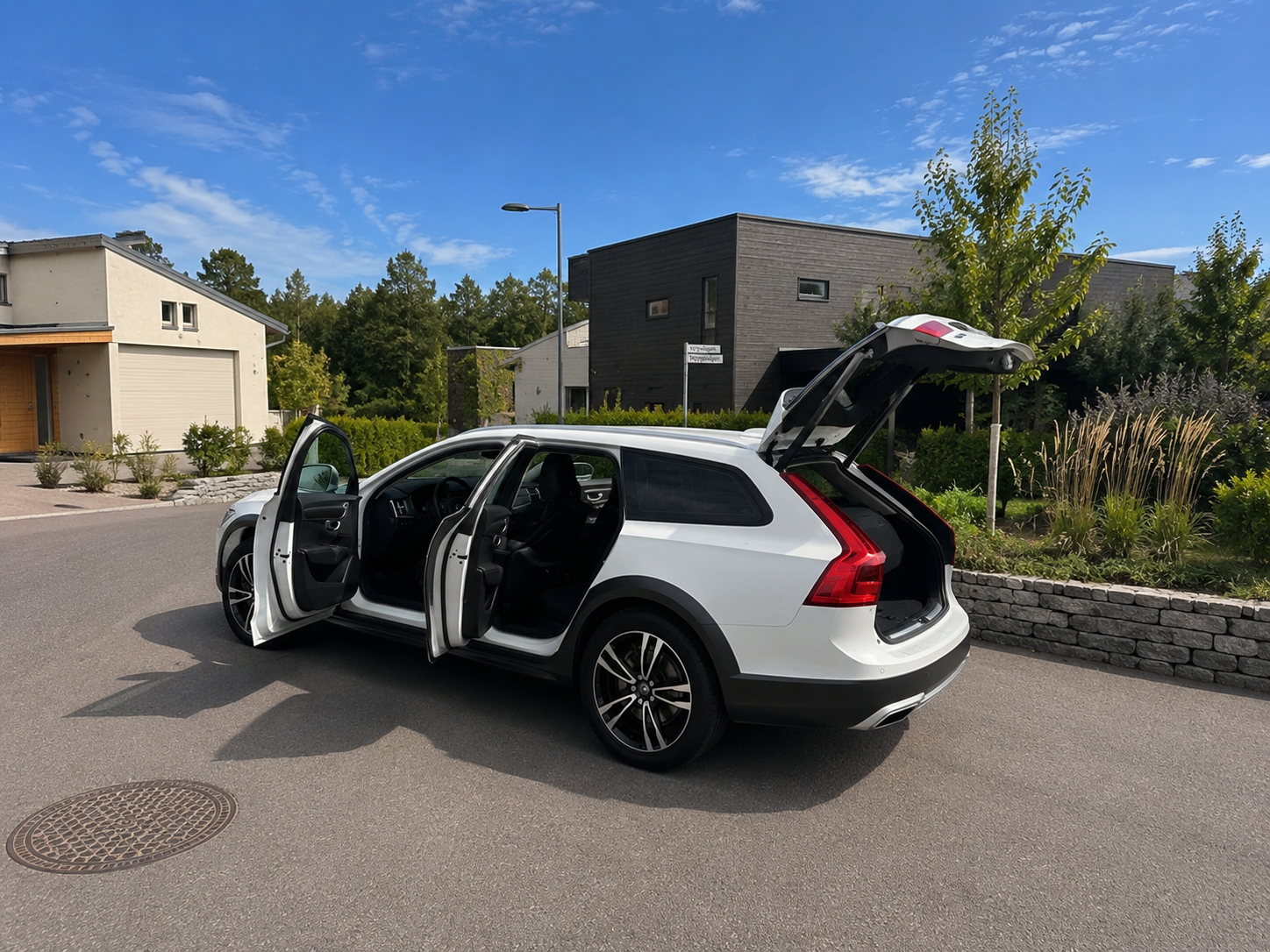 Volvo V90 Cross Country