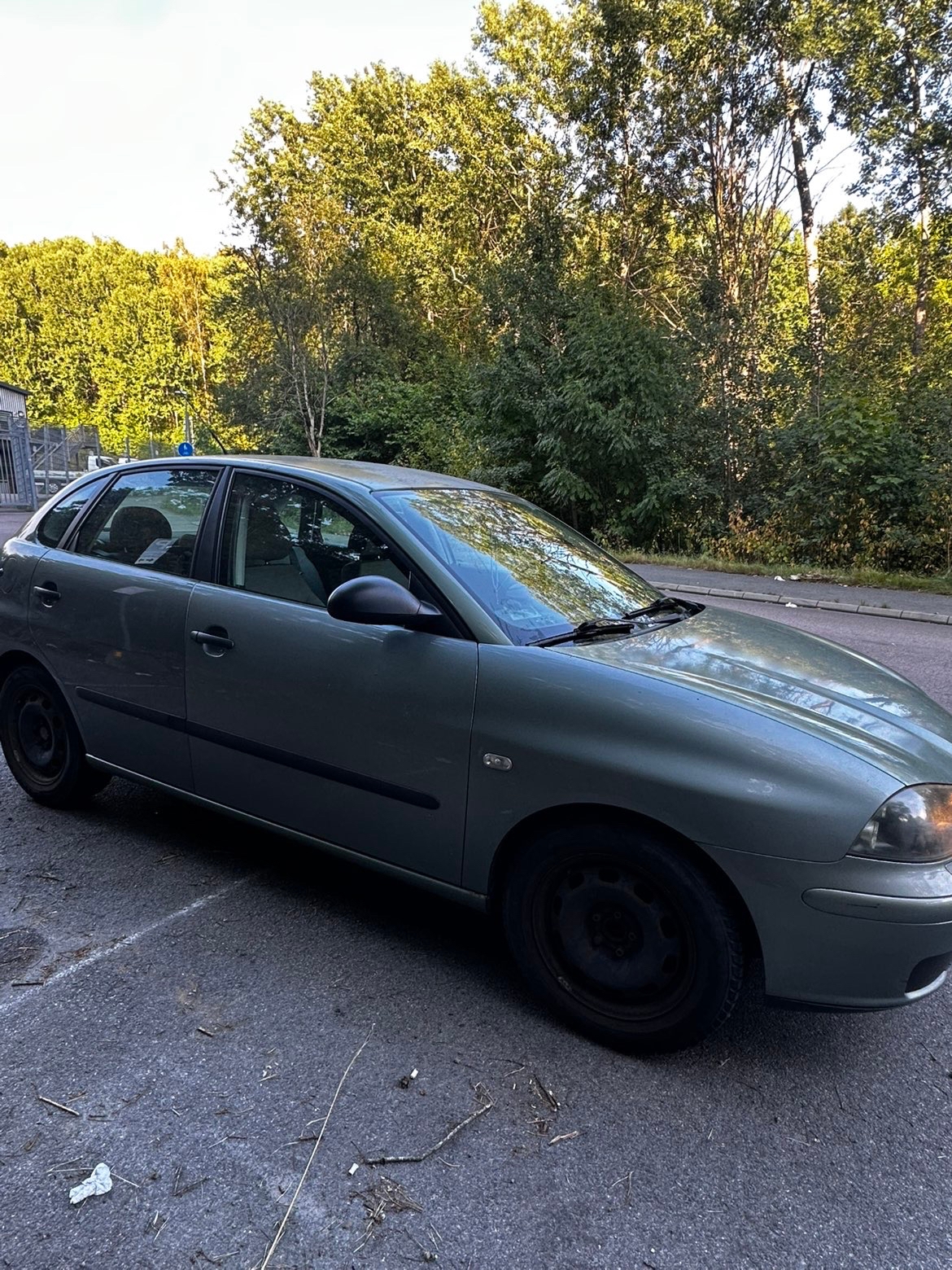 Seat Ibiza 5-dörrar 1.4 MPI 16v Manuell 2003, bild 6/9