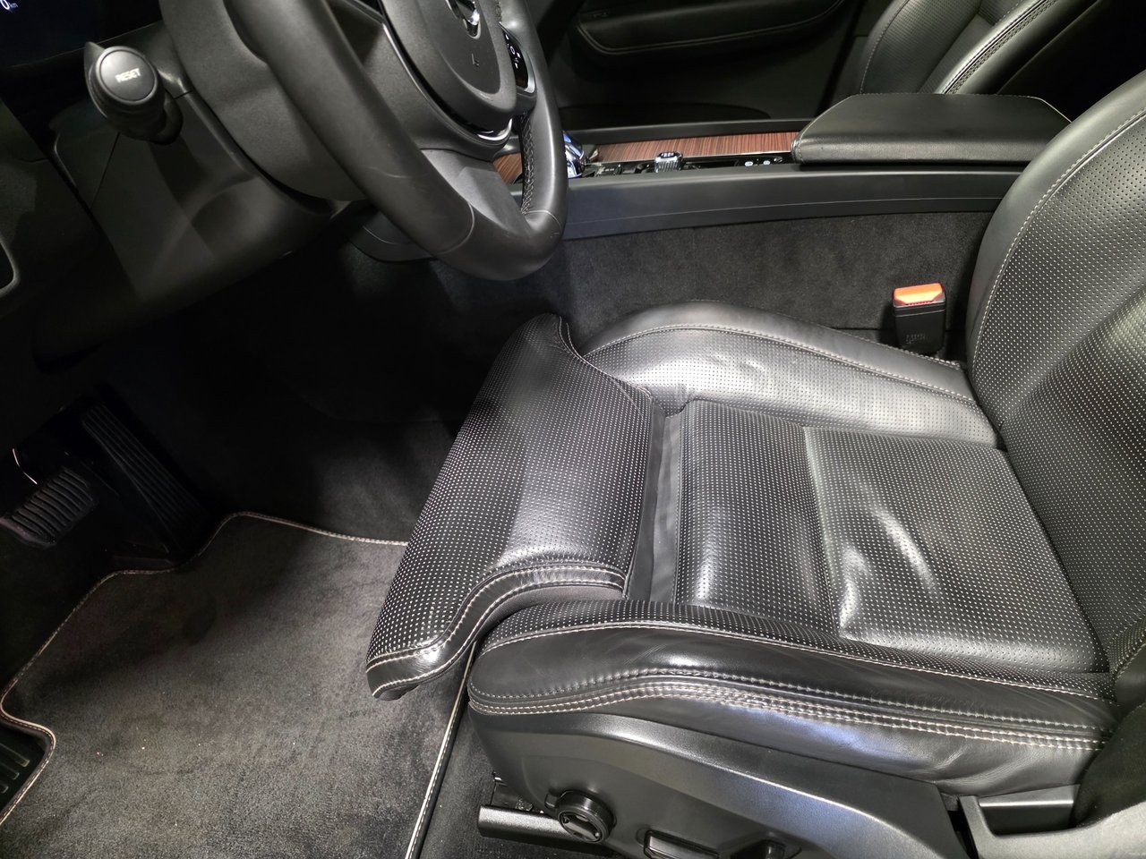 Volvo XC60 2024, bild 7/10