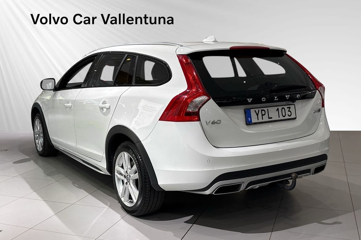 Volvo V60 Cross Country 2018, bild 4/20