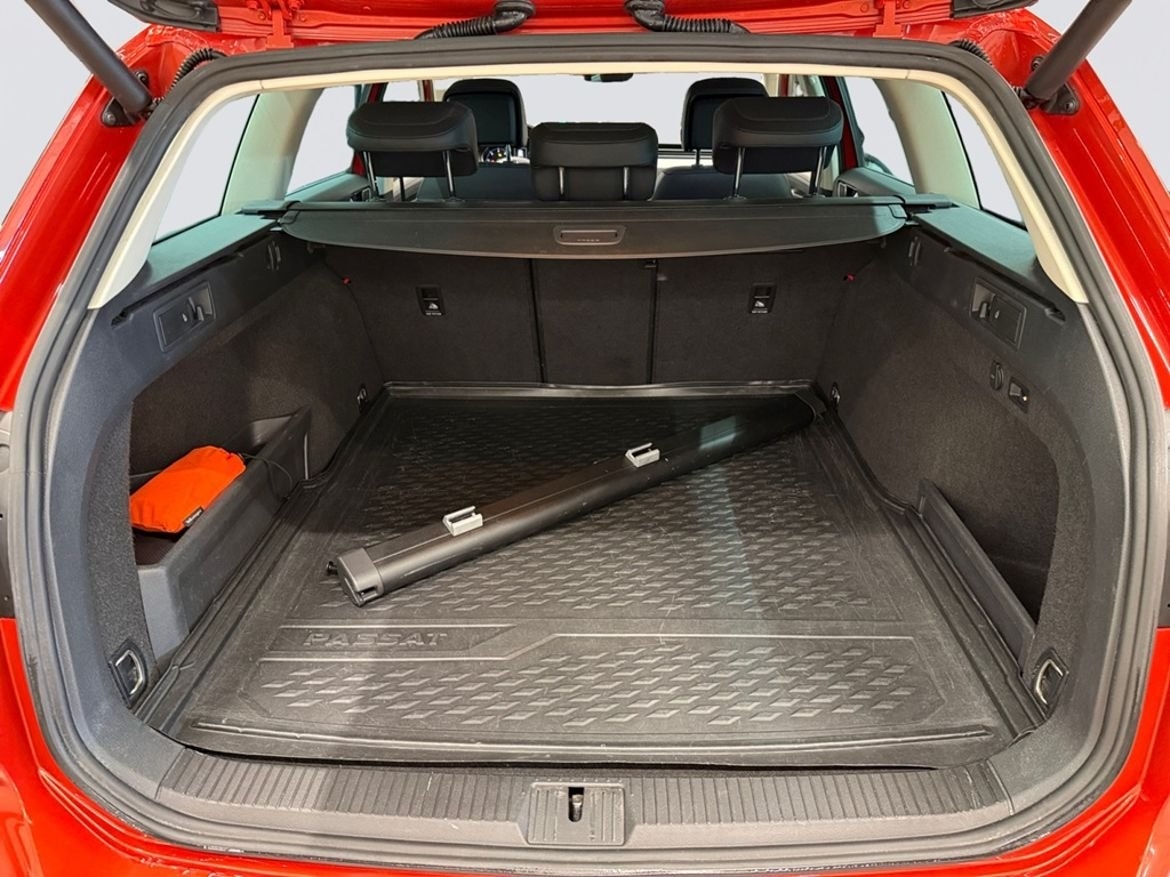 Volkswagen Passat 2016, kuva 2/10