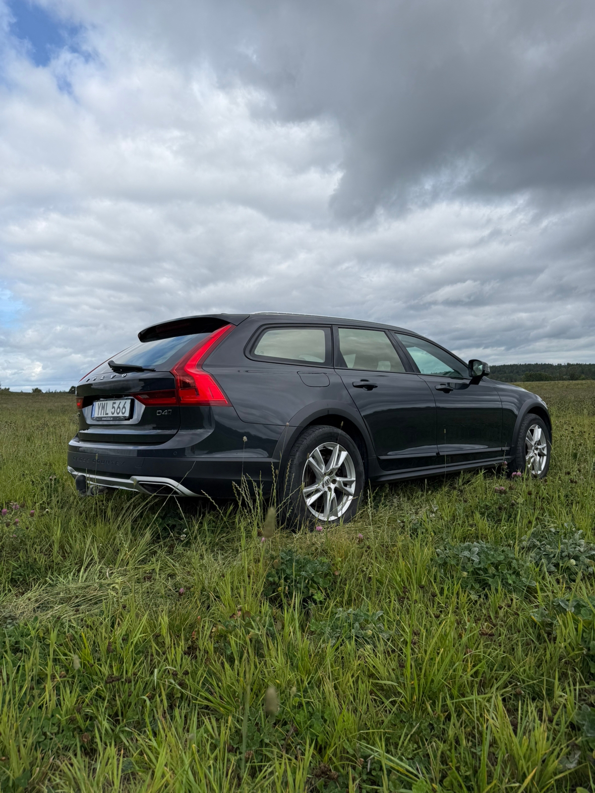 Volvo V90 Cross Country 2018, bild 3/10