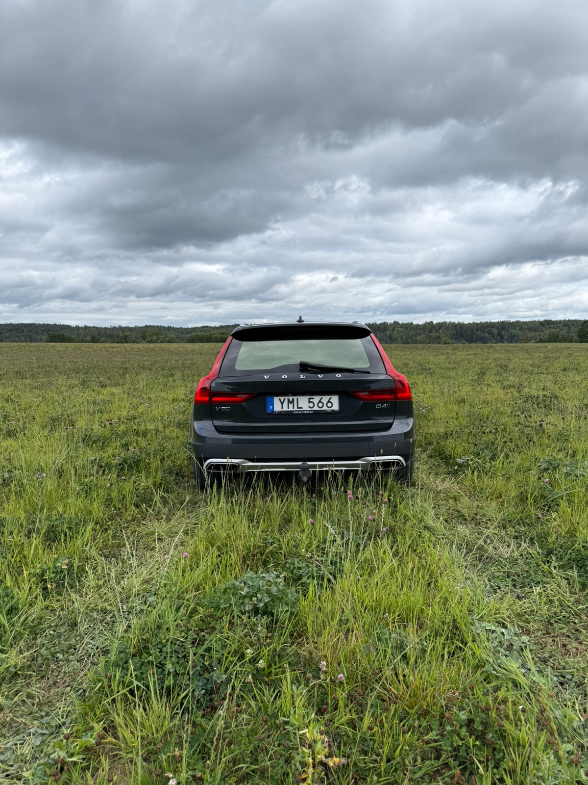 Volvo V90 Cross Country 2018, bild 2/10