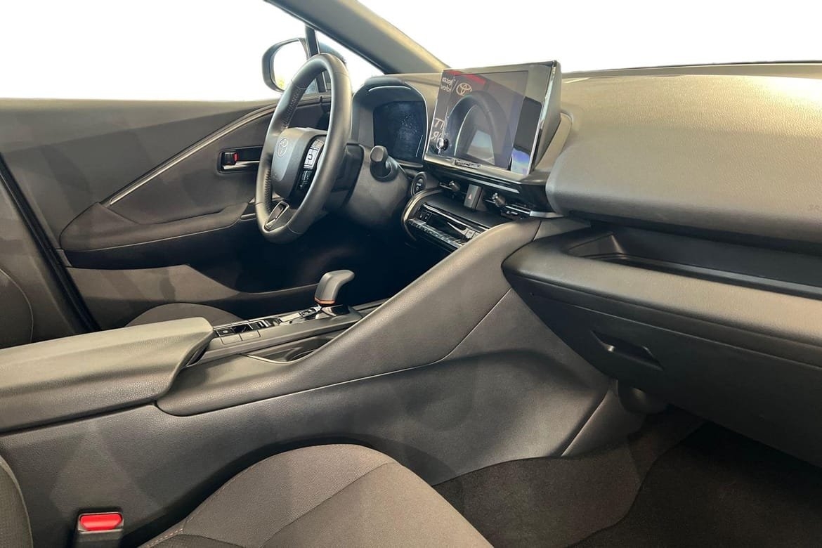 Toyota C-HR 2025, bild 7/10