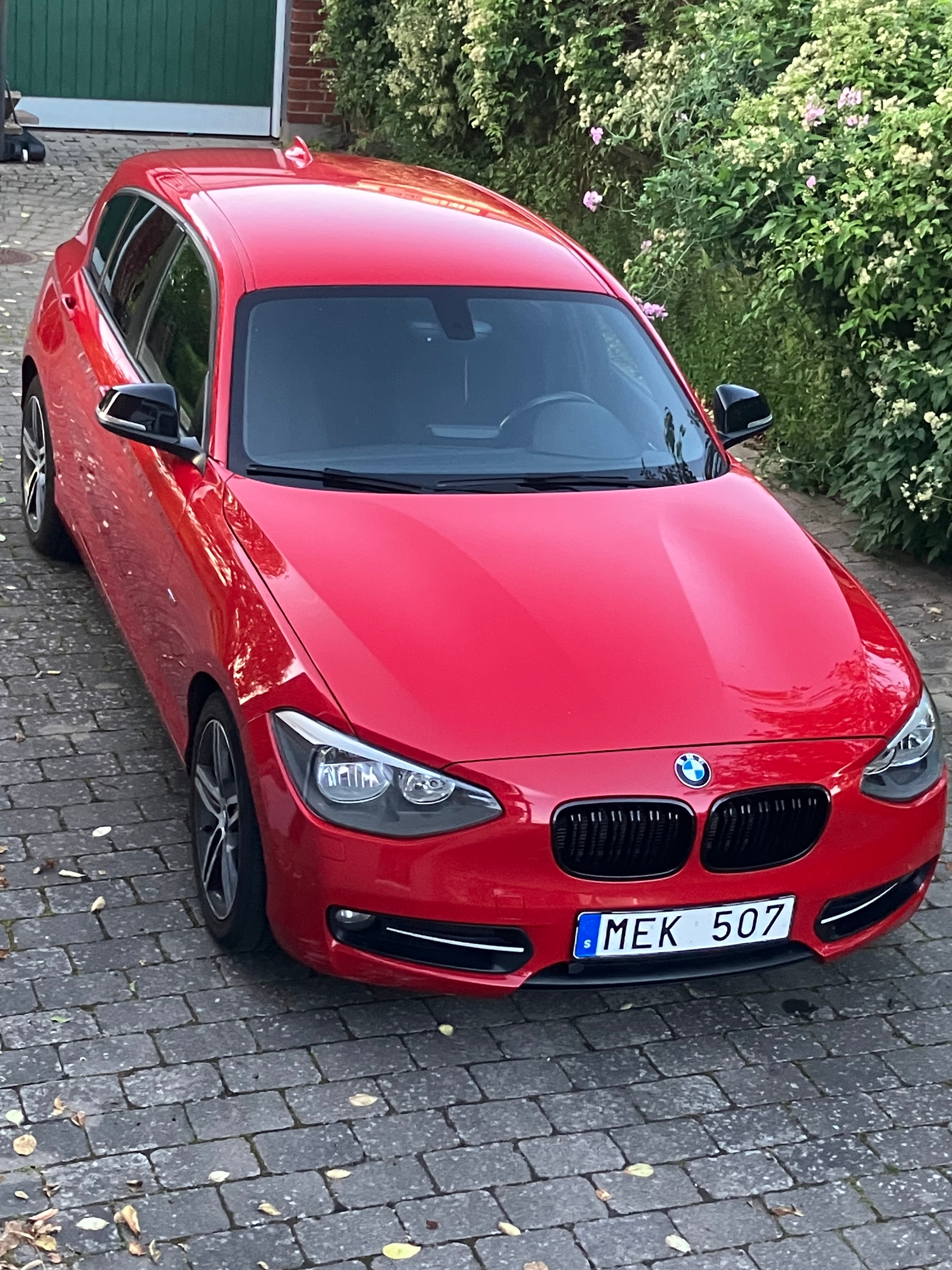 BMW 118 d 5-dörrars Steptronic 2012, bild 2/8