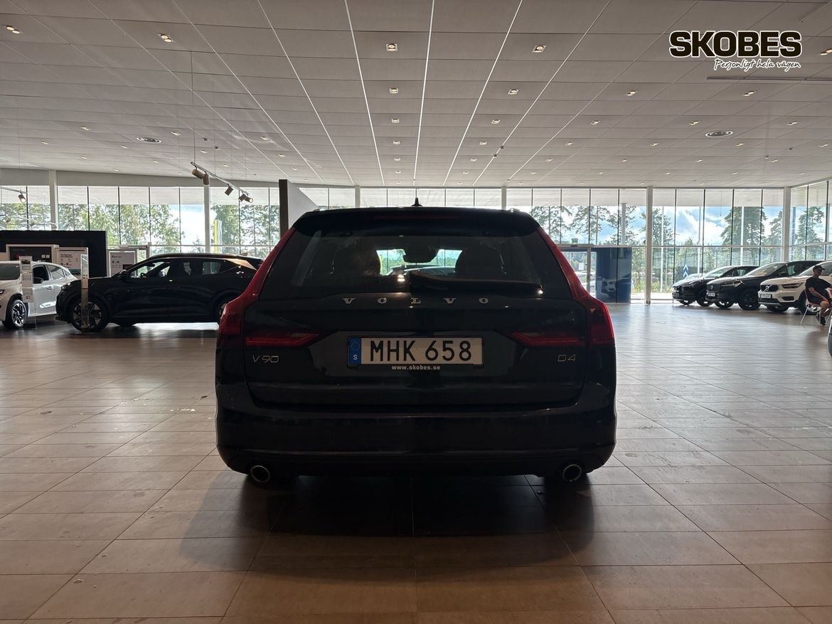 Volvo V90 D4 Momentum Edition 2019, bild 5/10