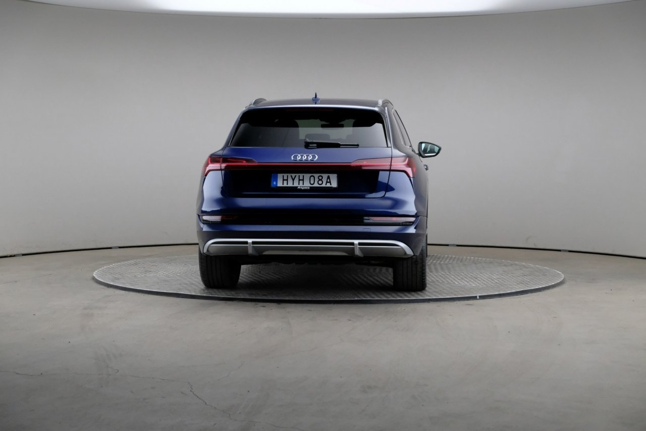 Audi e-tron 2022, bild 2/3