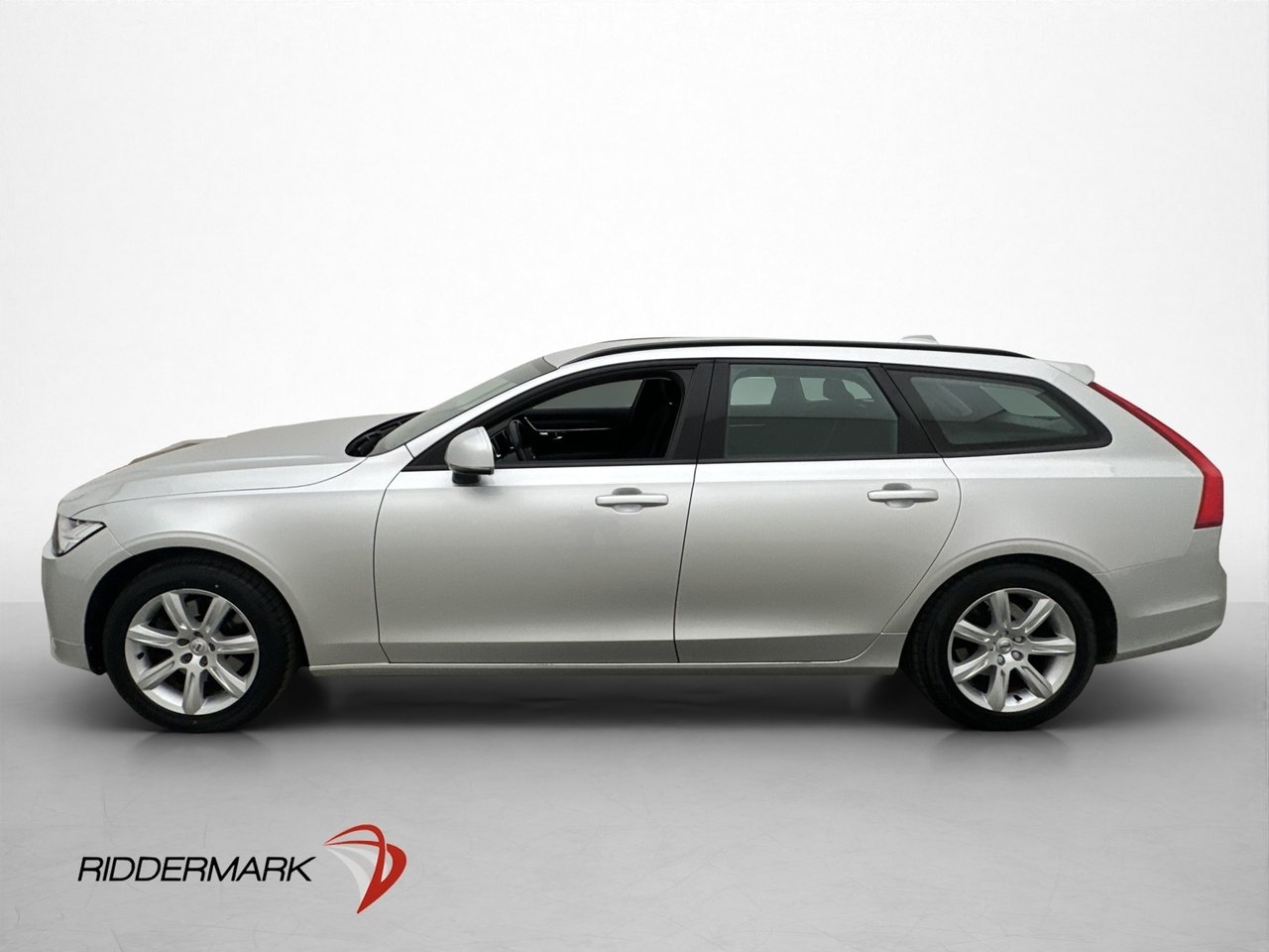 Volvo V90 D3 150hk AWD Värmare VOC 2017, bild 4/36