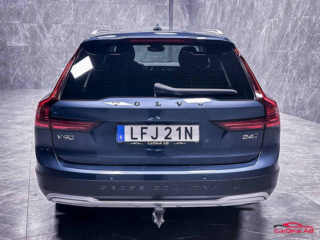 Volvo V90 Cross Country 2022, kuva 4/10