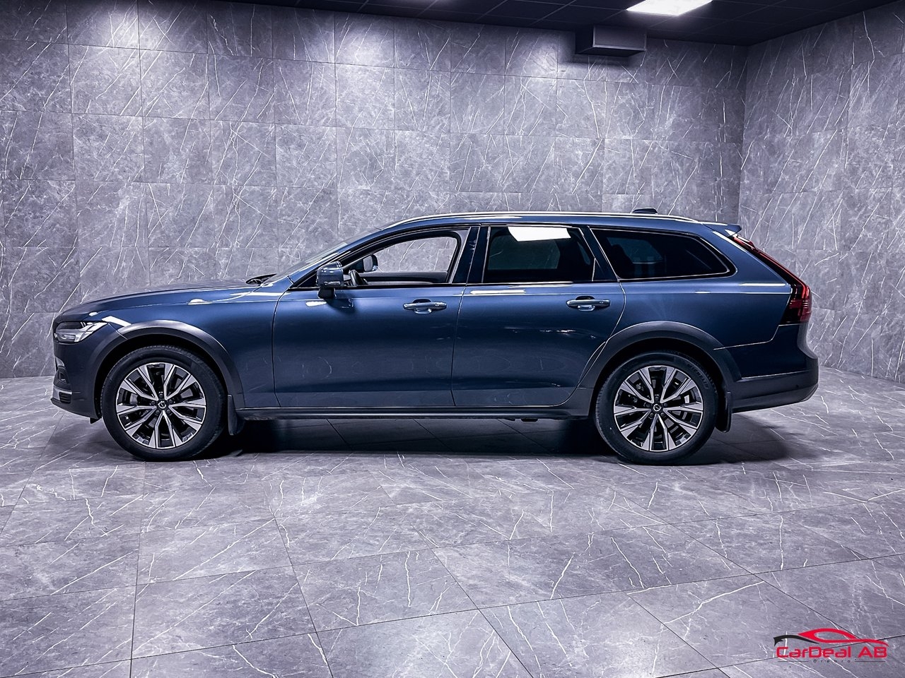 Volvo V90 Cross Country 2022, kuva 6/10