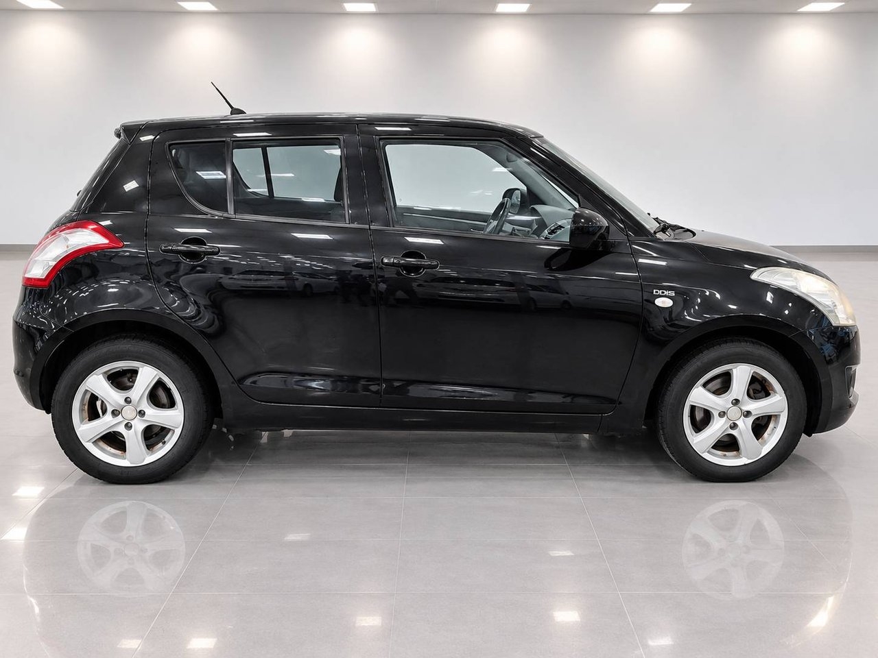Suzuki Swift 2011, bild 4/9
