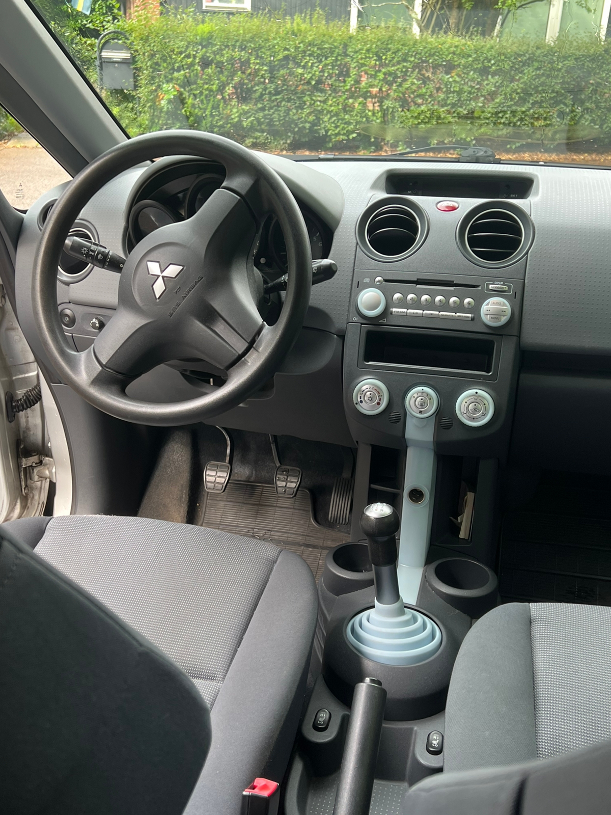 Mitsubishi Colt 1.3 MIVEC Manuell 2007, bild 6/6