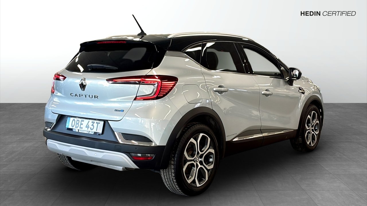 Renault Captur INTENS PLUG-IN HYBRID 2023, bild 2/10