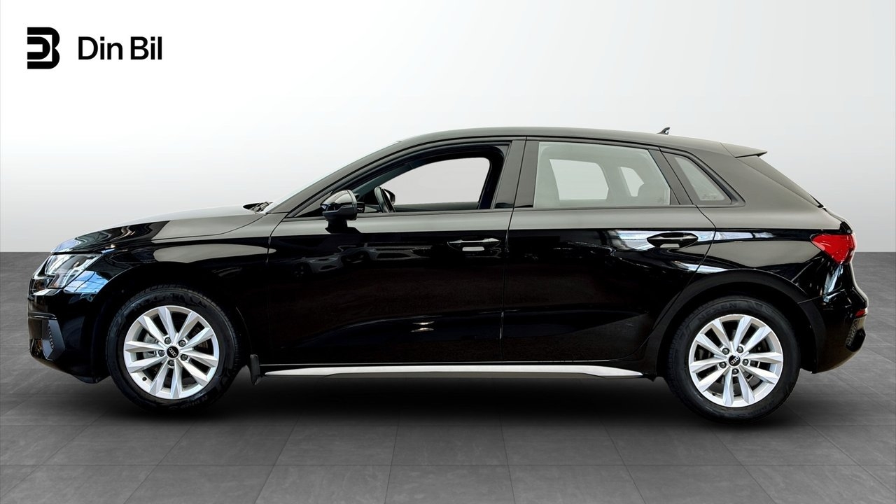 Audi A3 2023, bild 2/10