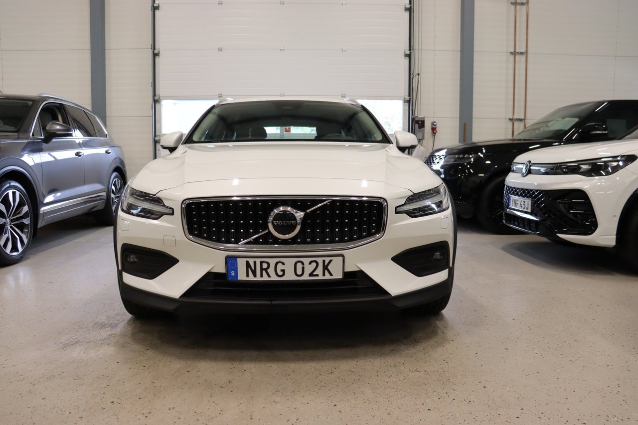 Volvo V60 Cross Country 2023, bild 3/10