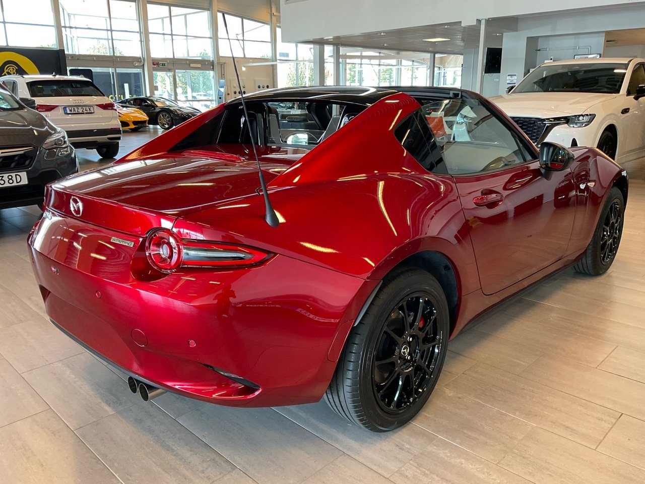 Mazda MX-5 1.5 SKYACTIV-G RF Homura 2026, bild 5/10