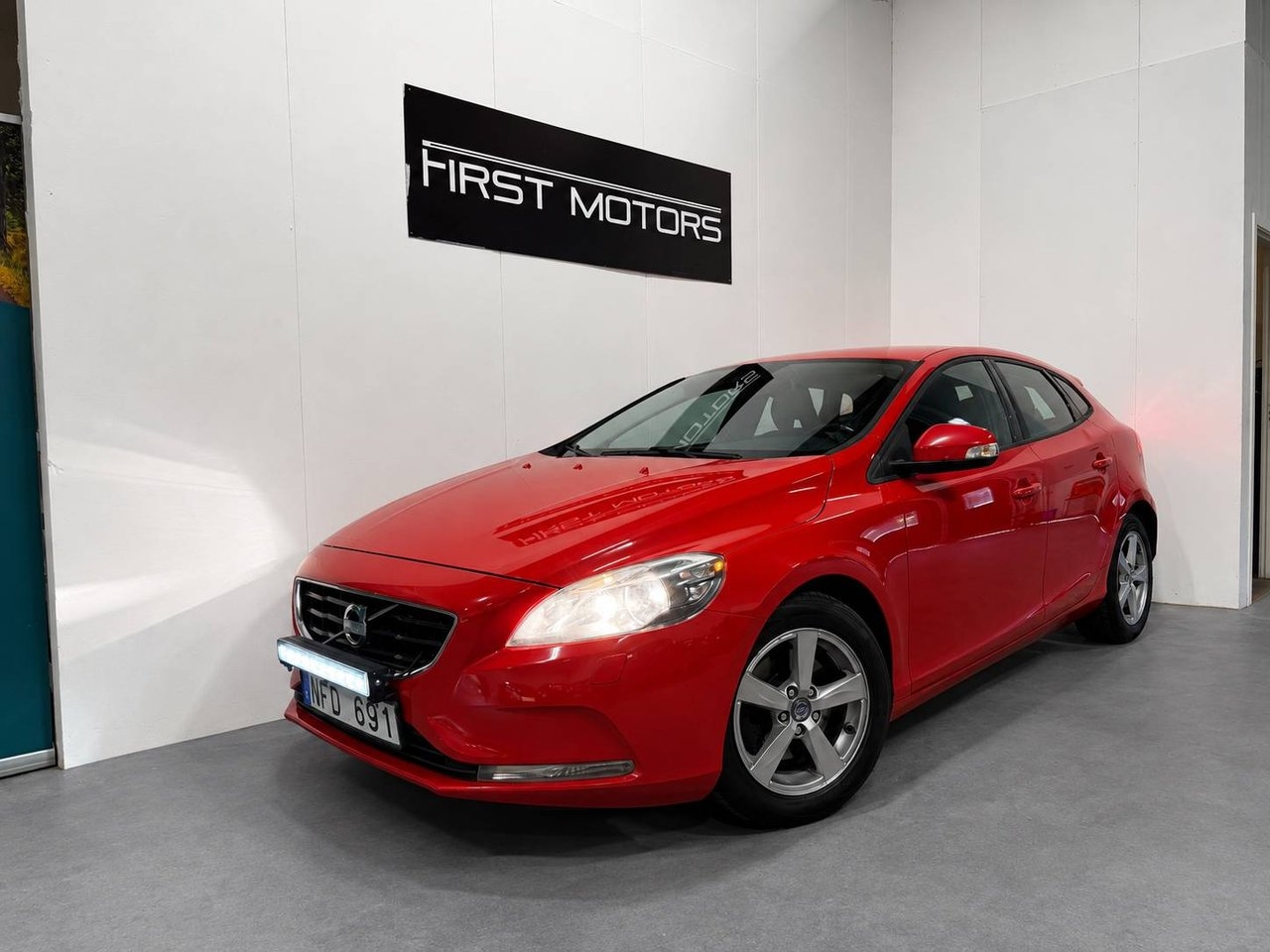 Volvo V40