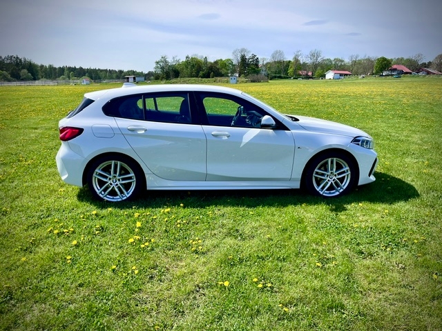 BMW 118 i Manuell 2021, photo 6/7