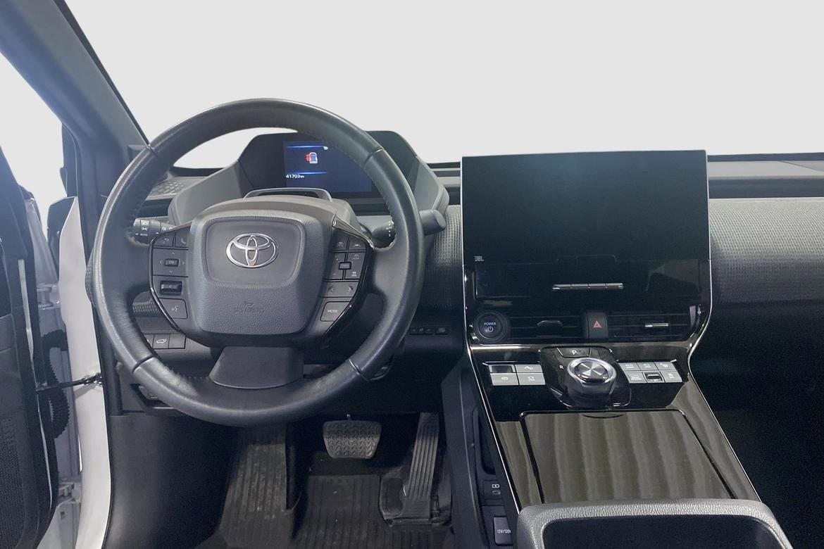 Toyota bZ4X AWD Executive 20 2022, bild 2/15